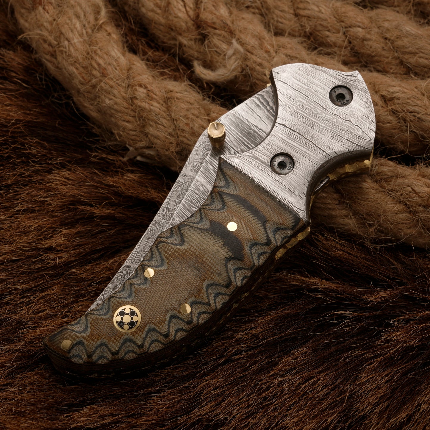 Handmade Damascus Steel Hunting Pocket Knife - Camping Folding Blade With Damascus steel Bolster