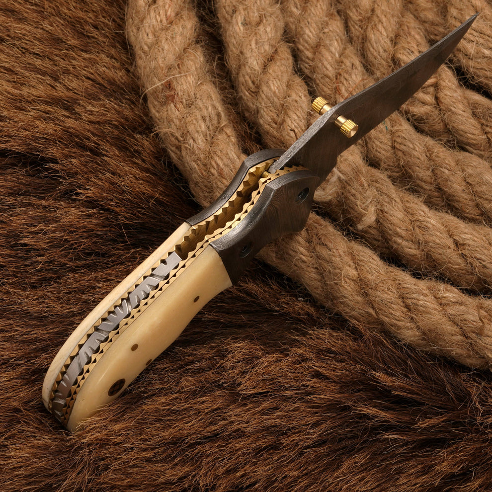 Handmade Damascus Pocket Knife with Bone Handle - 3